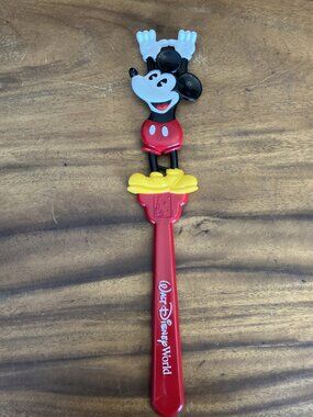 Walt Disney World Minnie Mouse Back Scratcher 15.5" Vintage Souvenir
